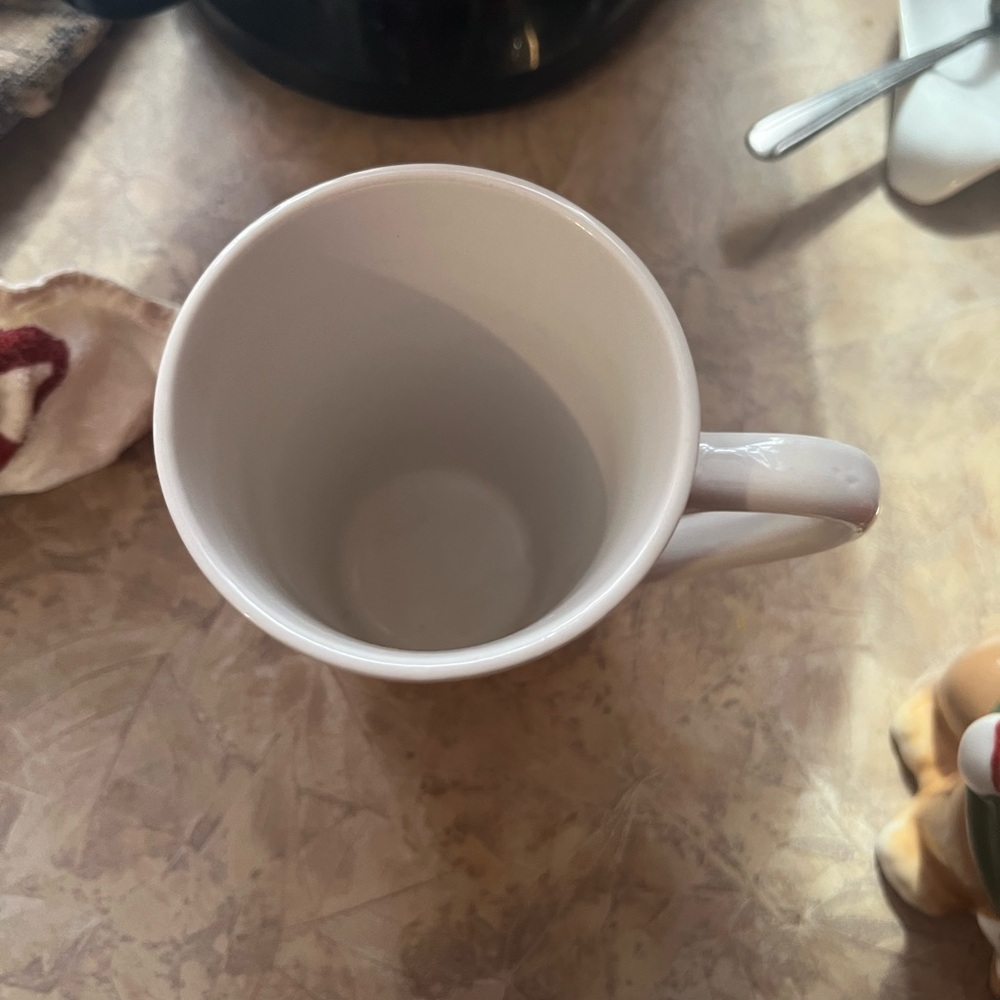 Heart Patterned Red Mug - Picture 2 of 2